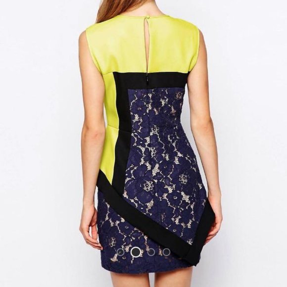 BCBGMAXAZRIA ALESSANDRA DRESS - SIZE 0 - Picture 2 of 2